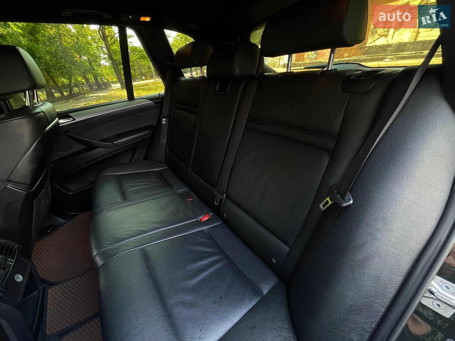 2010 BMW X5 - мініатюра 20