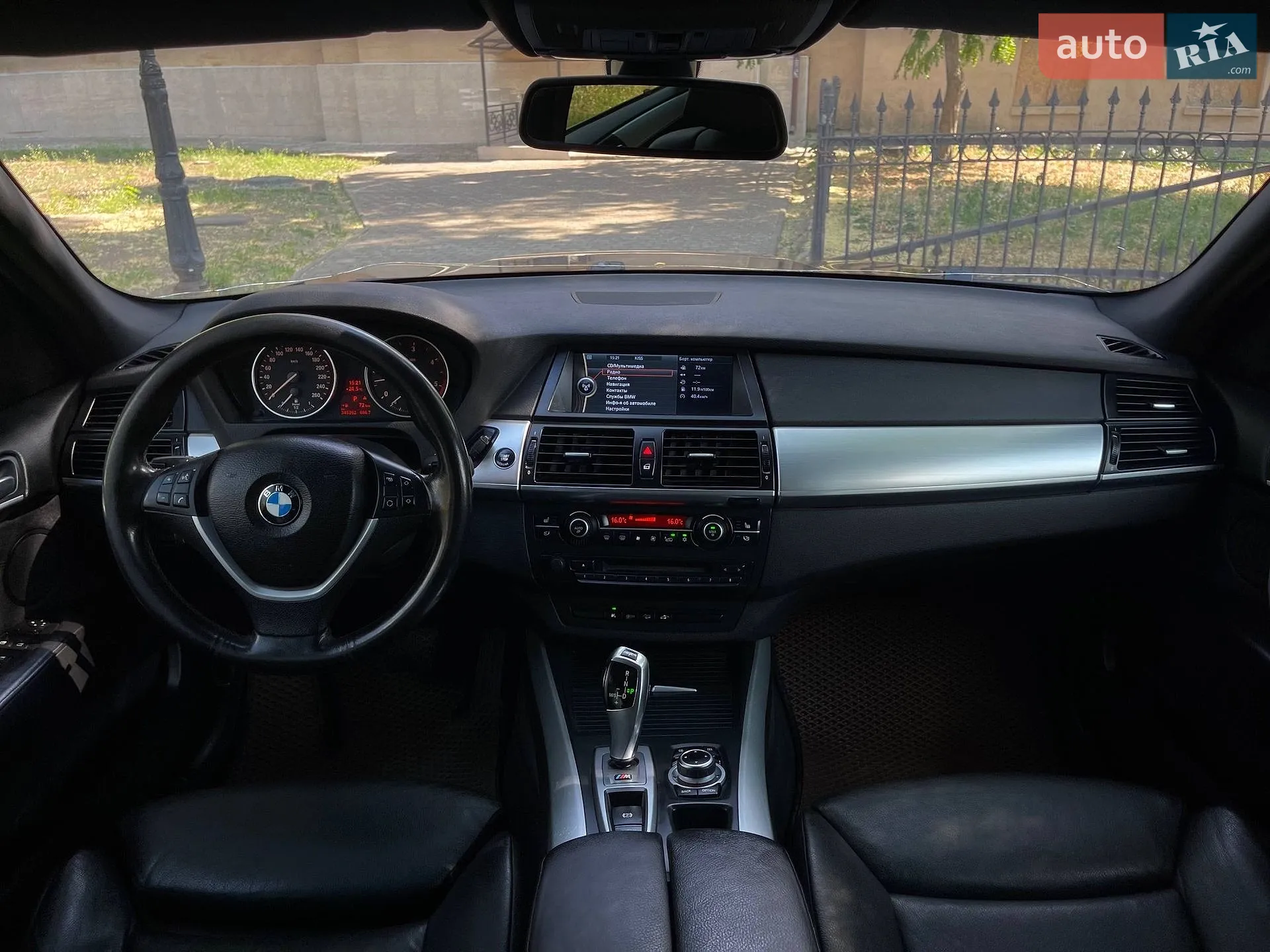 2010 BMW X5 - мініатюра 27