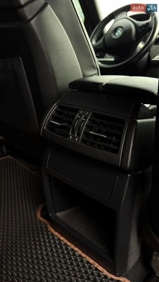 2011 BMW X5 - мініатюра 16