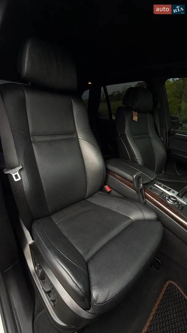 2011 BMW X5 - мініатюра 48