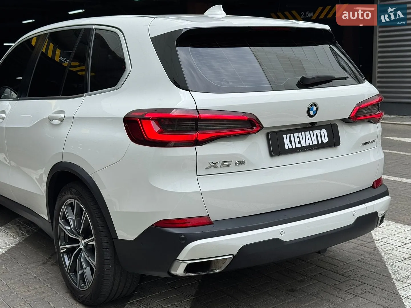 2018 BMW X5 - мініатюра 15
