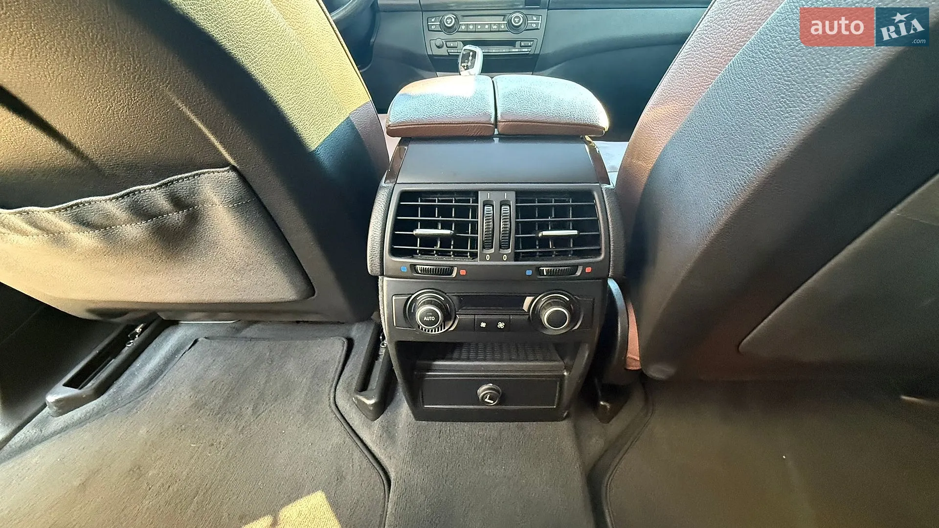 2010 BMW X5 - мініатюра 4