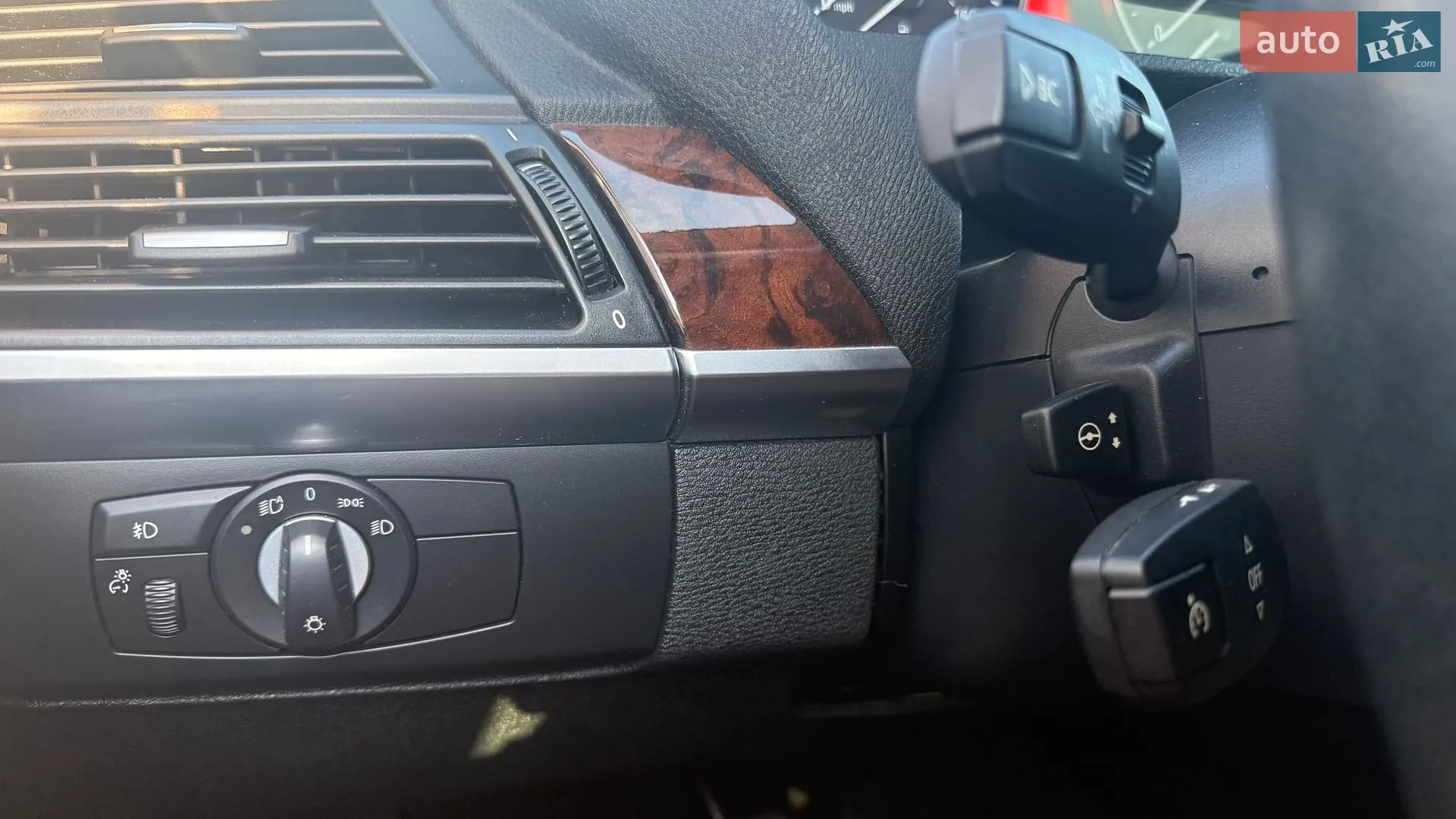 2010 BMW X5 - мініатюра 3
