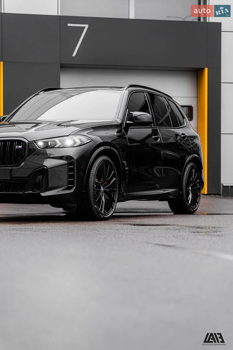 2025 BMW X5 - мініатюра 26