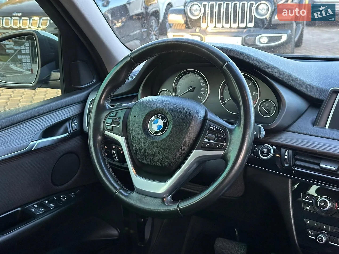 2017 BMW X5 - мініатюра 24