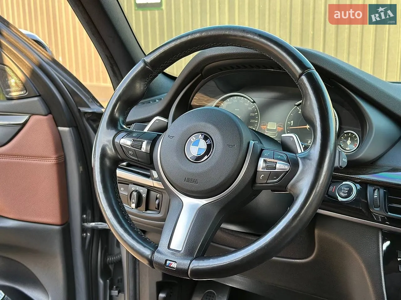 2016 BMW X5 - мініатюра 24