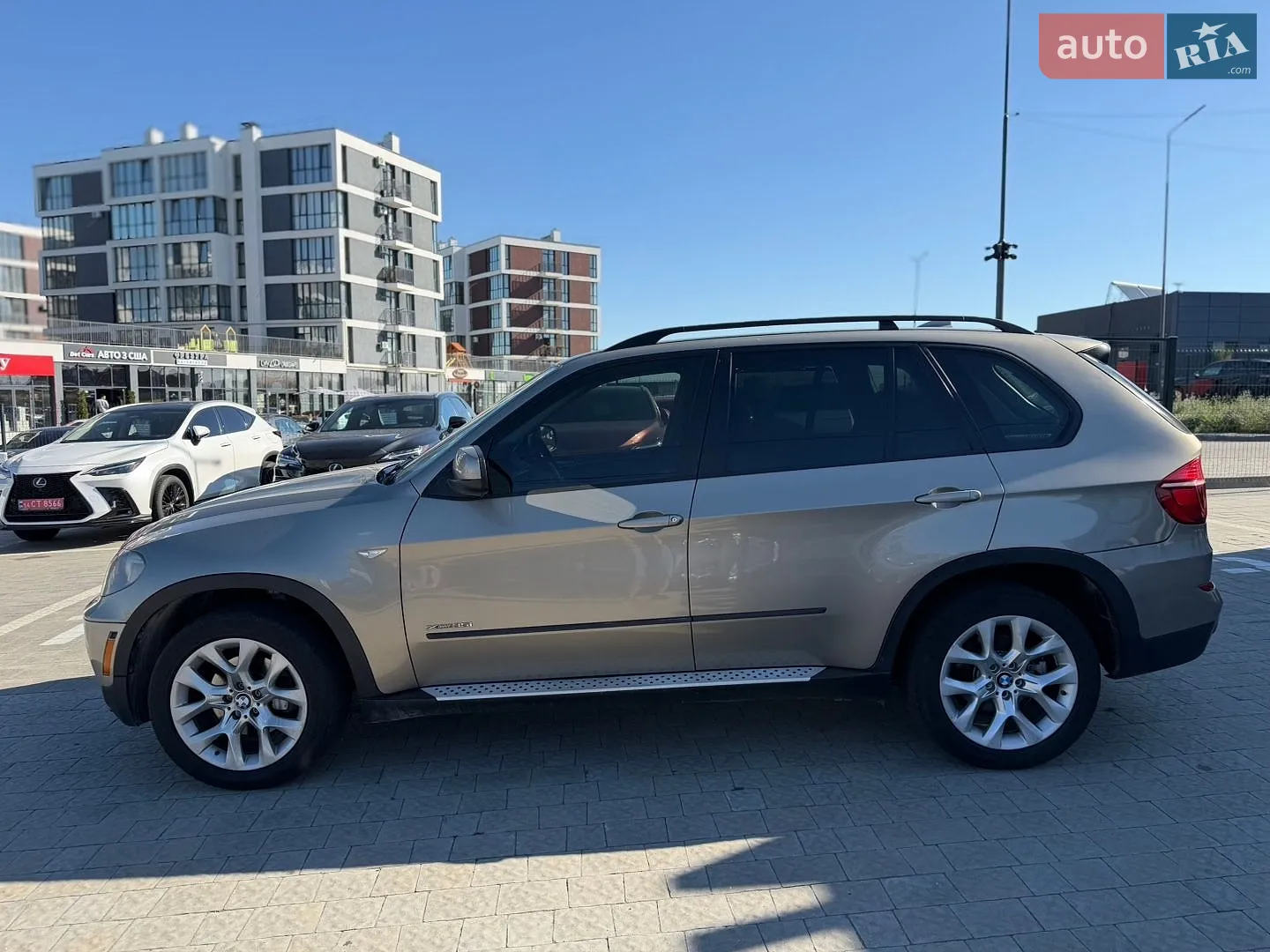 2010 BMW X5 - мініатюра 8