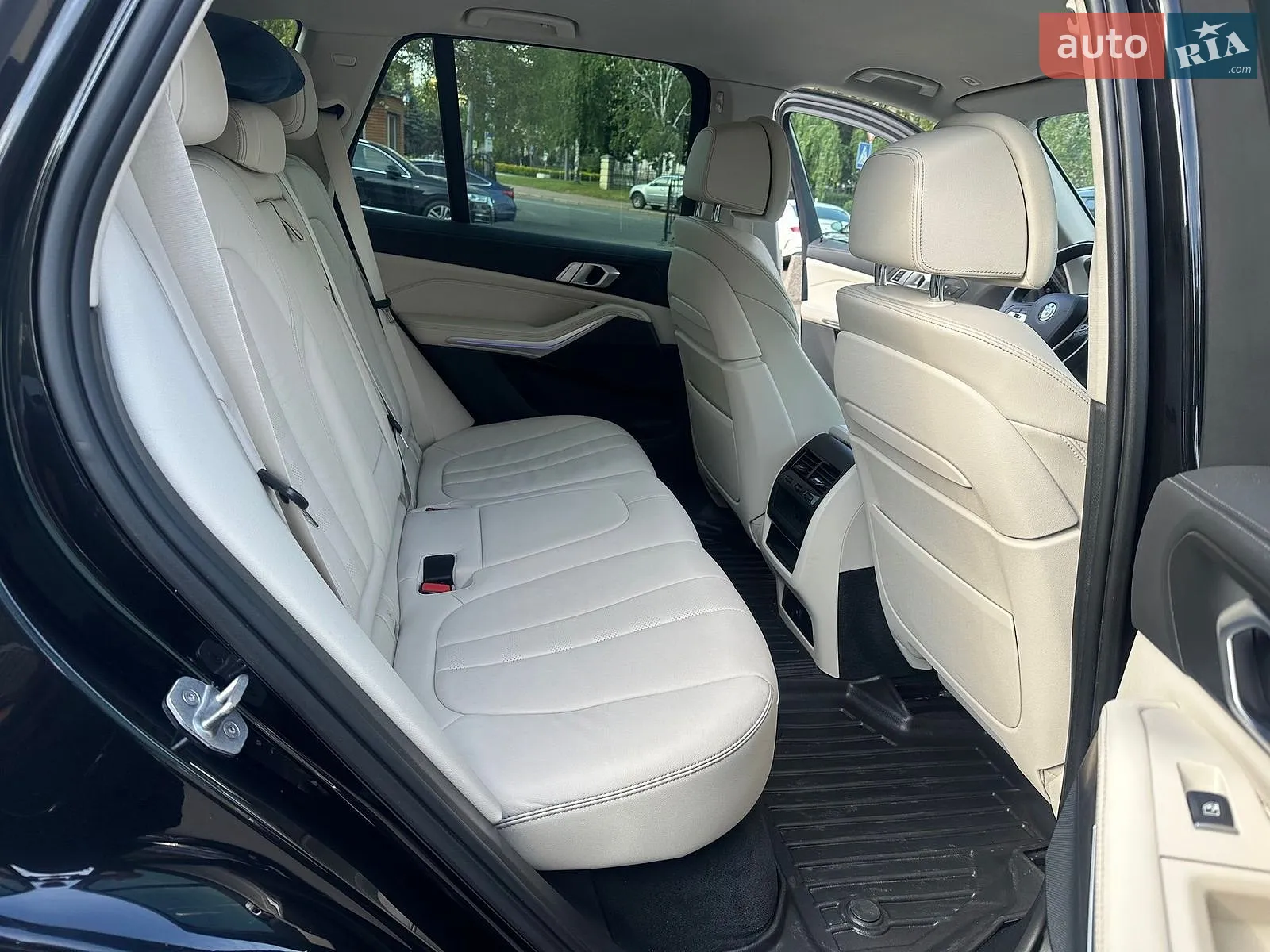 2020 BMW X5 - мініатюра 17