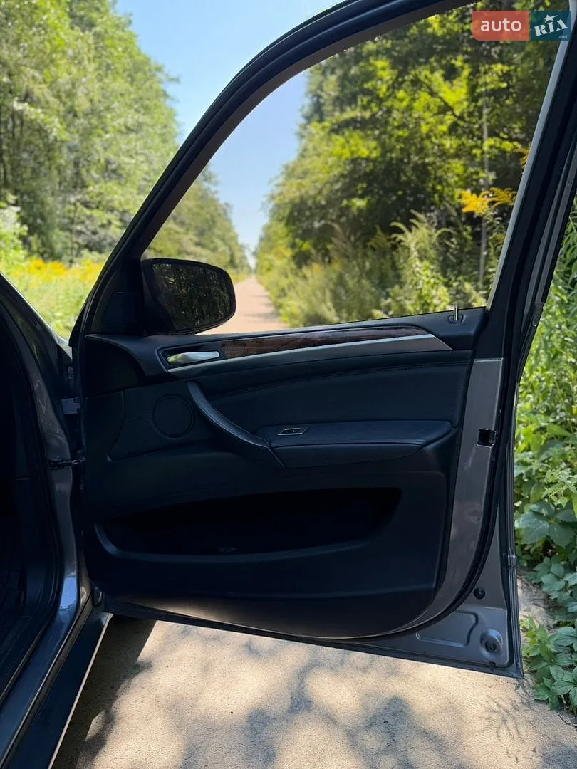 2012 BMW X5 - мініатюра 10