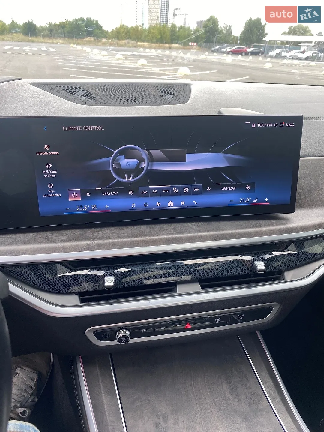 2023 BMW X5 - мініатюра 33
