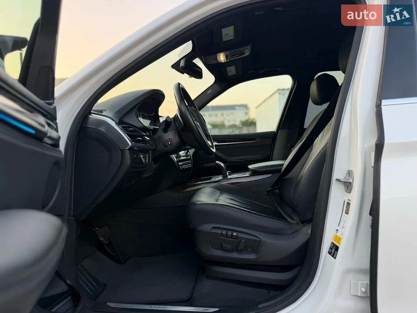 2017 BMW X5 - мініатюра 14