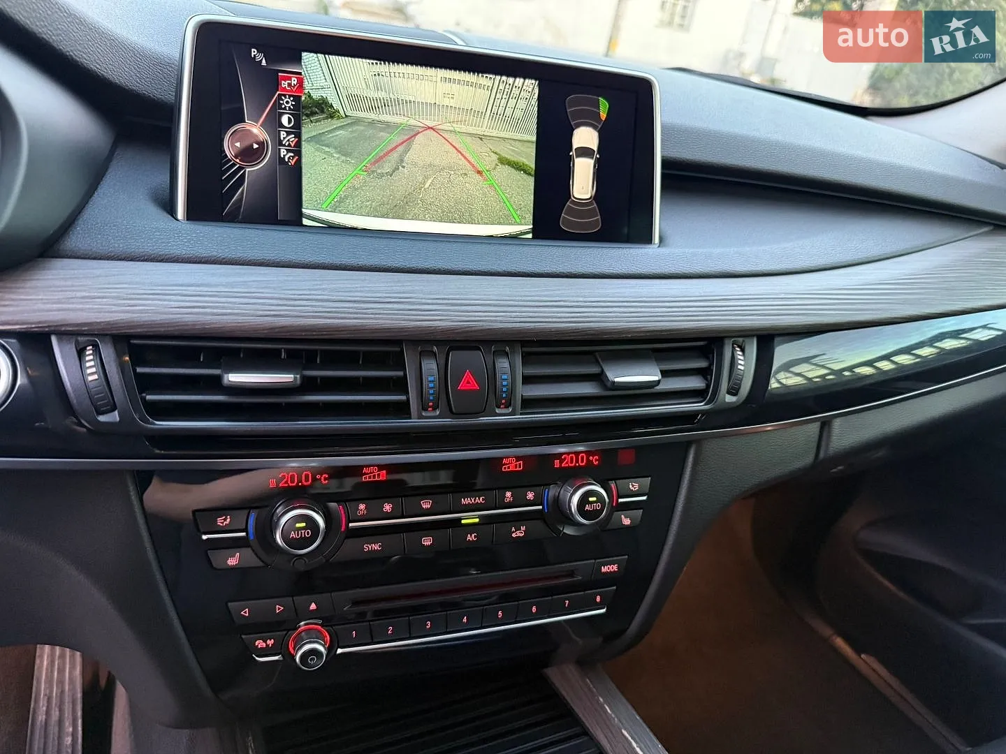 2015 BMW X5 - мініатюра 17