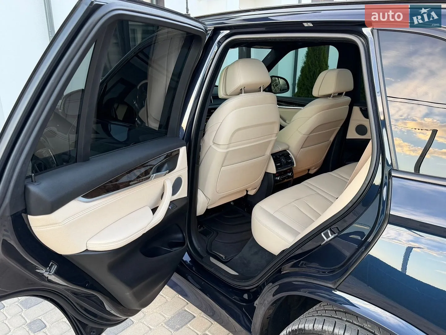 2017 BMW X5 - мініатюра 24