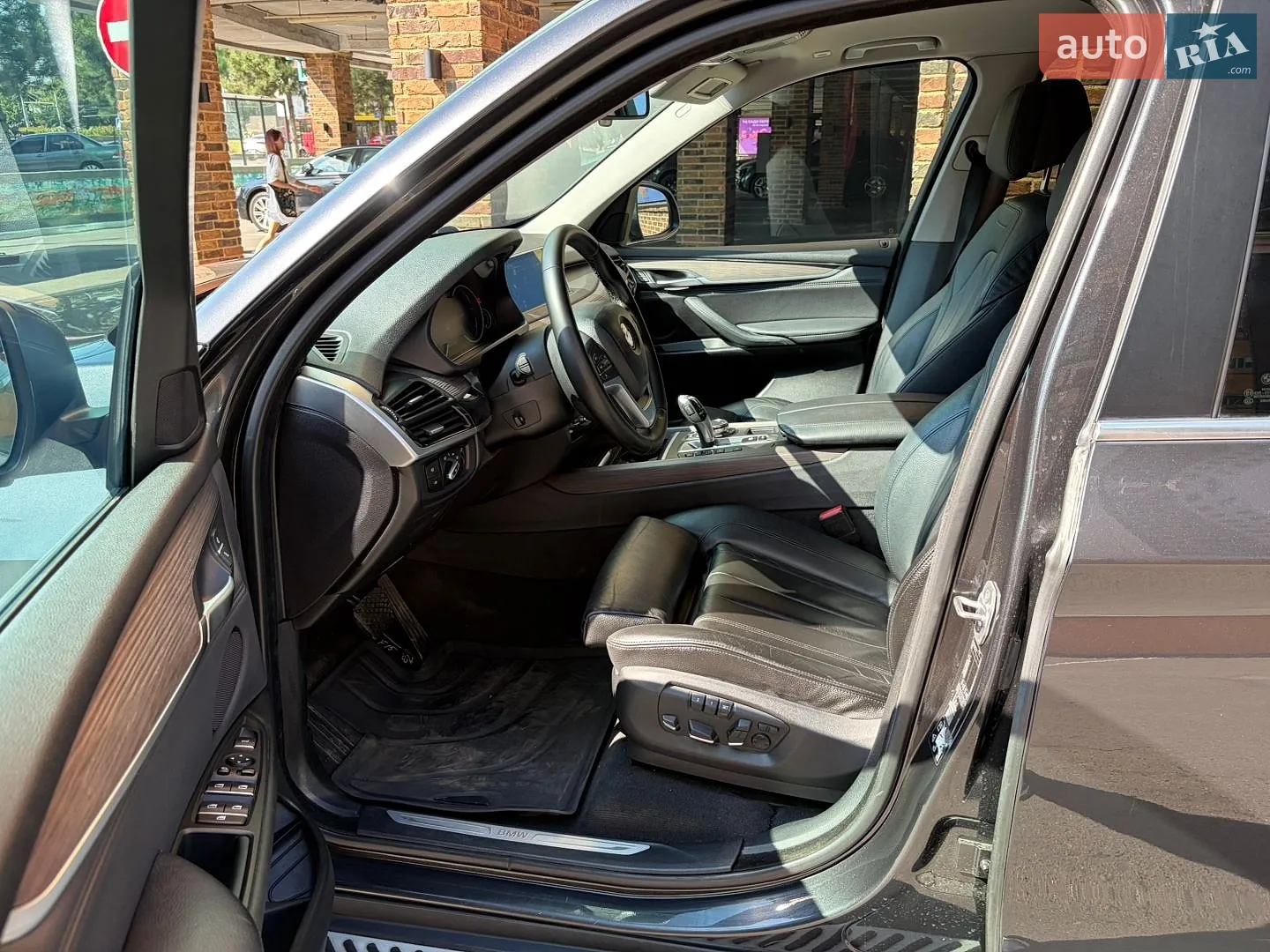 2016 BMW X5 - мініатюра 15