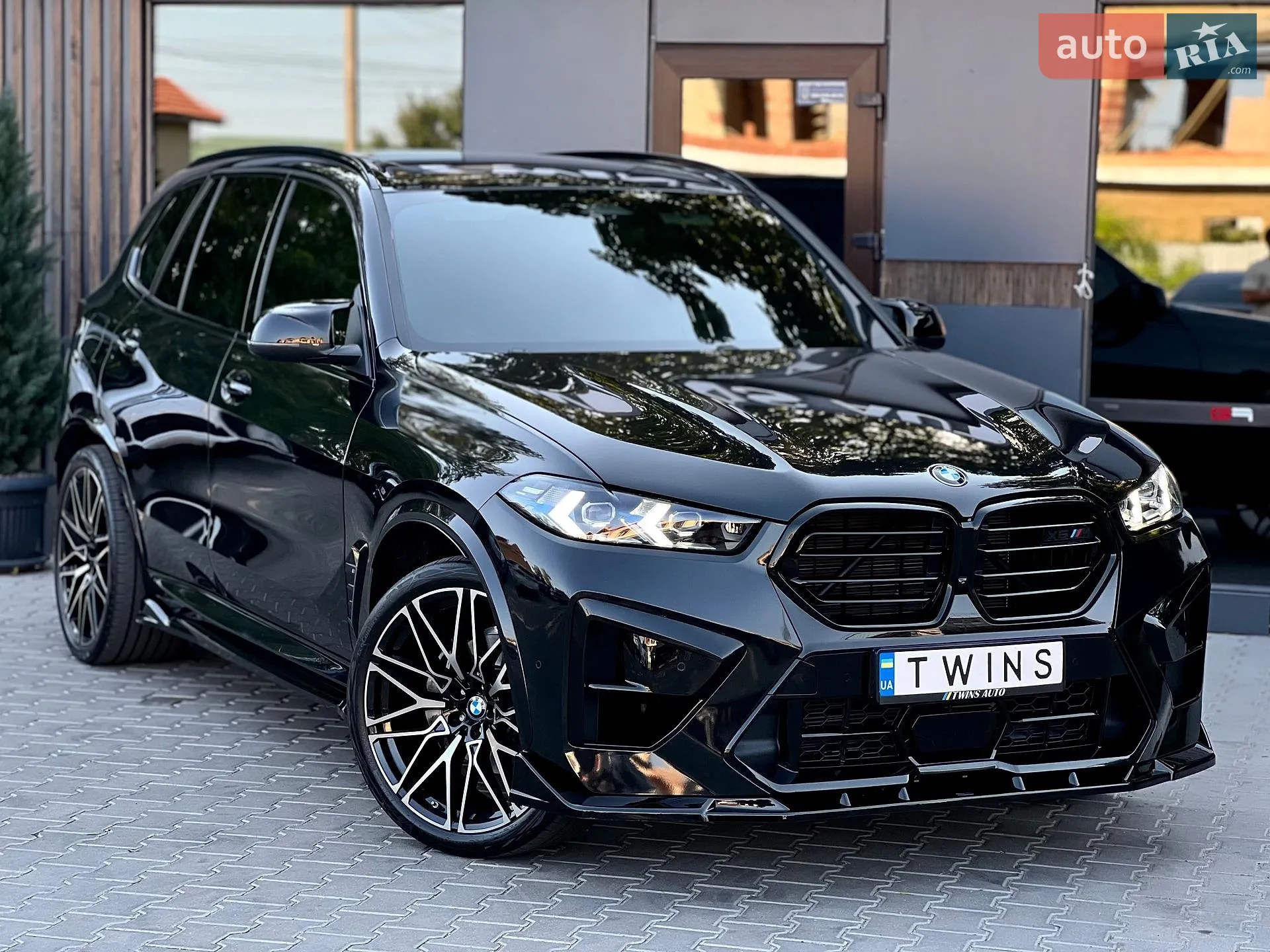 2025 BMW X5 - мініатюра 3