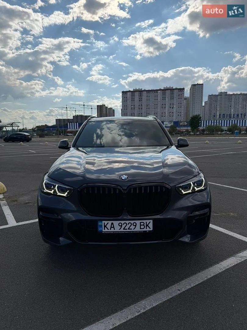 2022 BMW X5 - фото 1