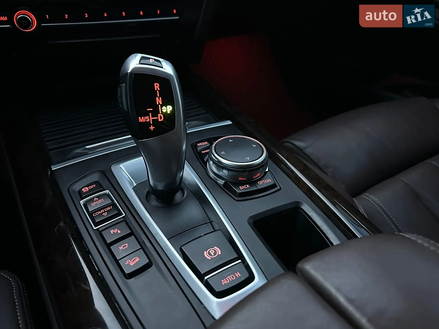 2015 BMW X5 - мініатюра 41