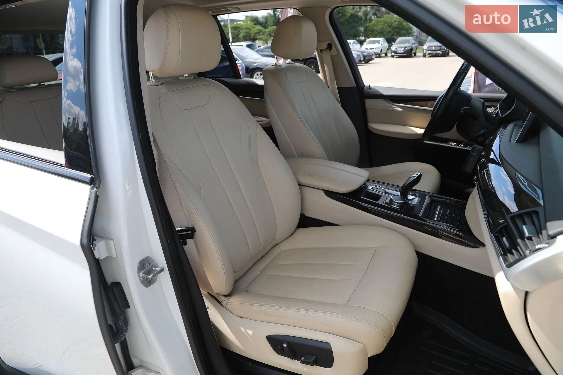 2015 BMW X5 - мініатюра 17