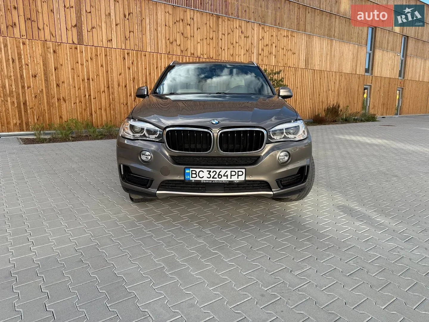 2016 BMW X5 - мініатюра 8