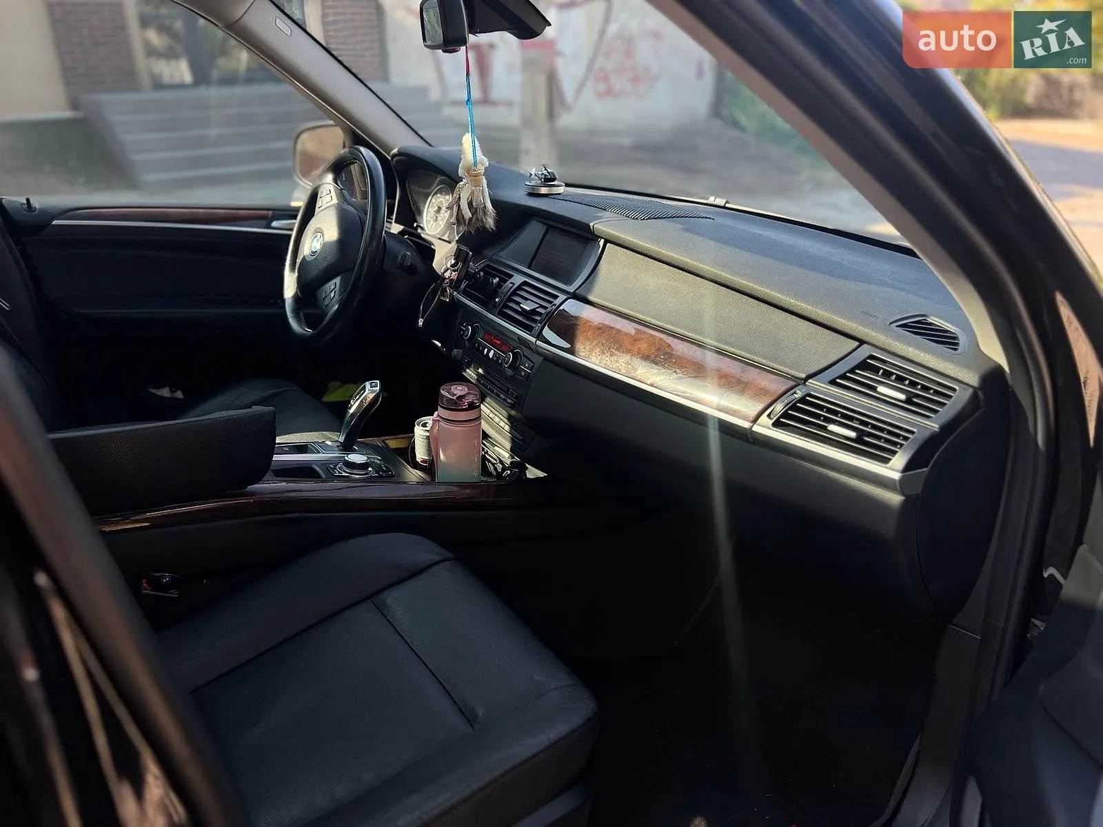 2010 BMW X5 - мініатюра 23