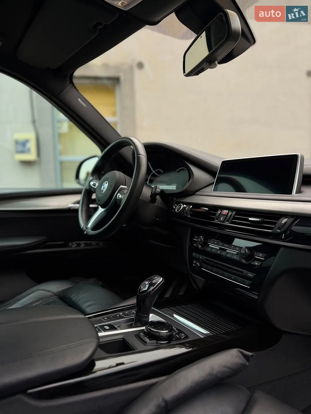 2015 BMW X5 - мініатюра 31
