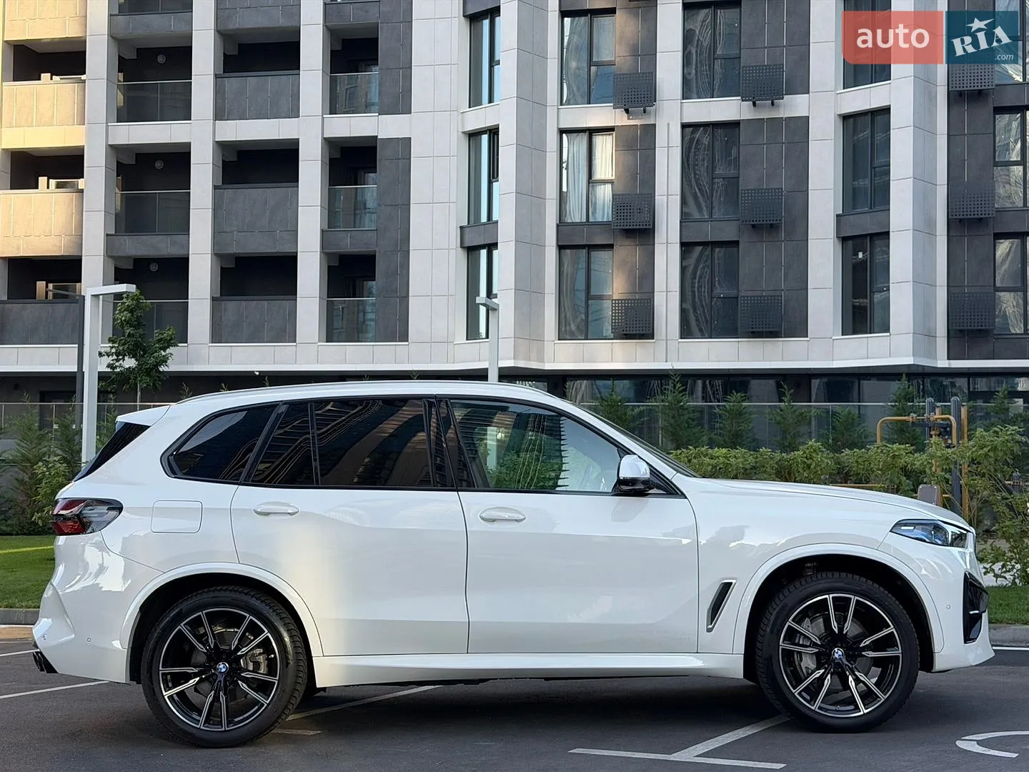 2021 BMW X5 - мініатюра 11