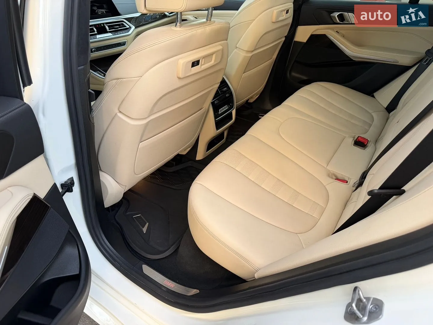 2021 BMW X5 - мініатюра 47
