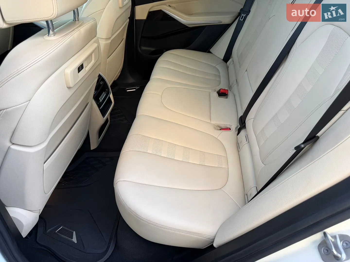 2021 BMW X5 - мініатюра 48