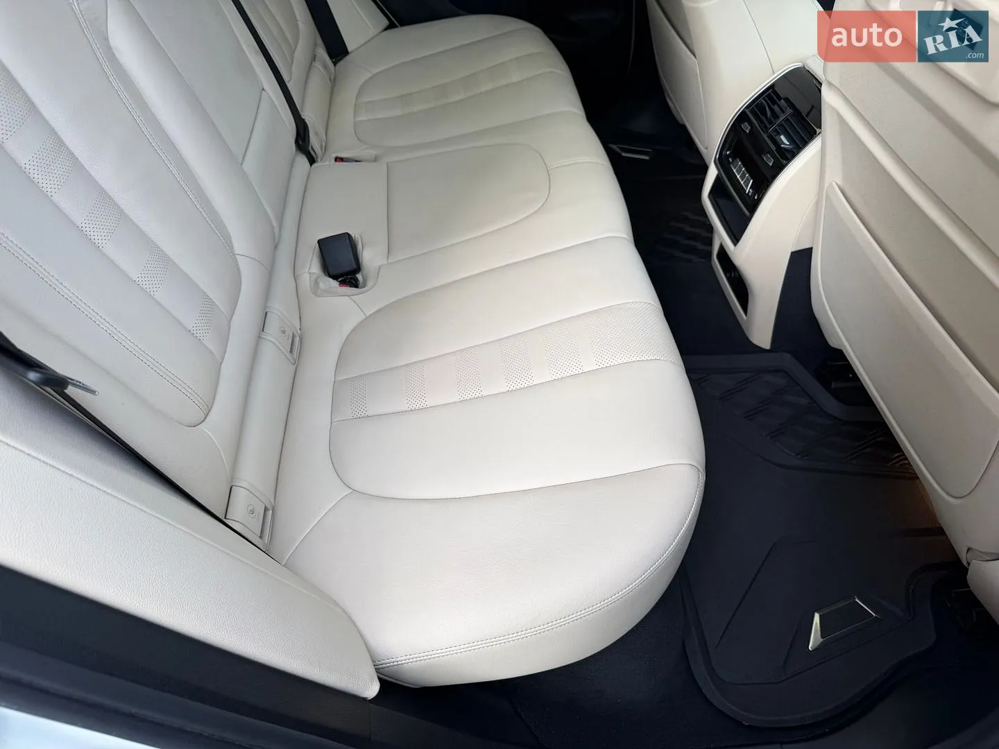 2021 BMW X5 - мініатюра 65