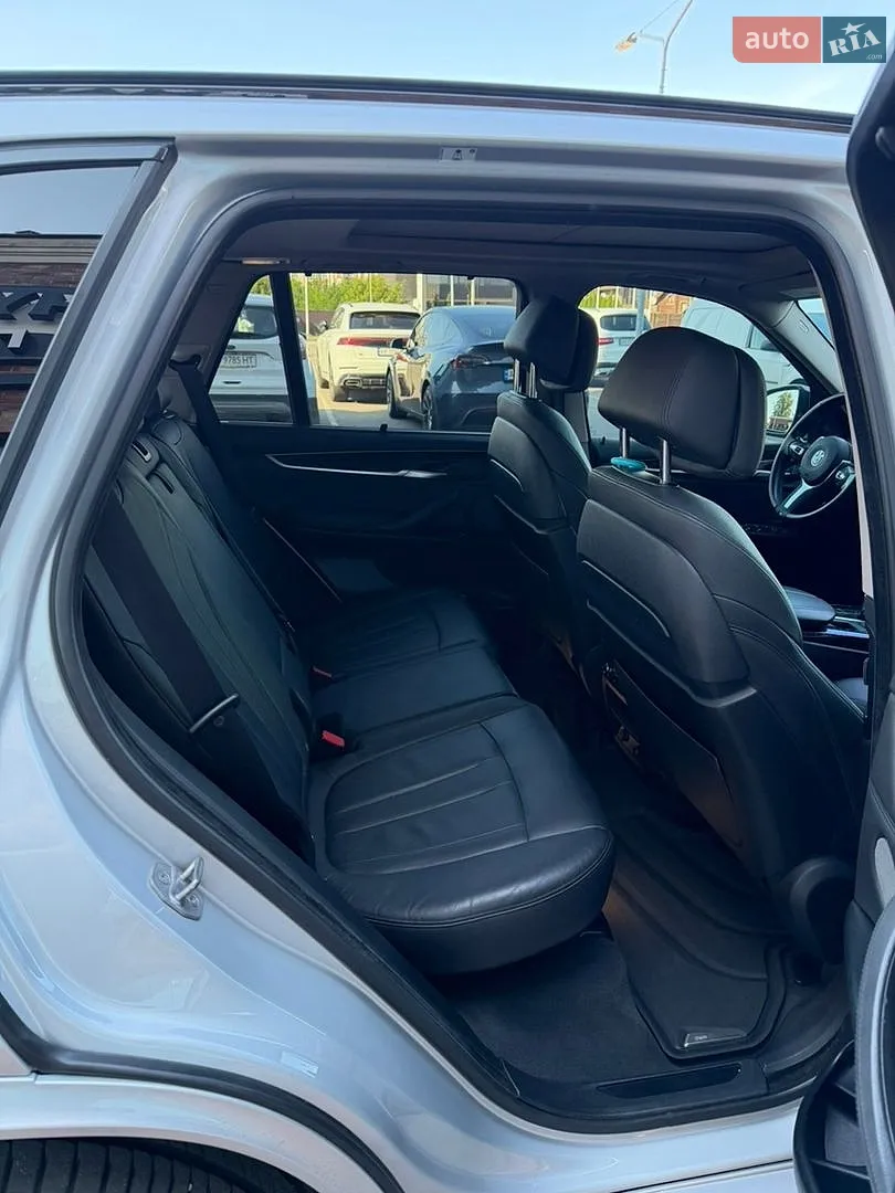 2016 BMW X5 - мініатюра 14
