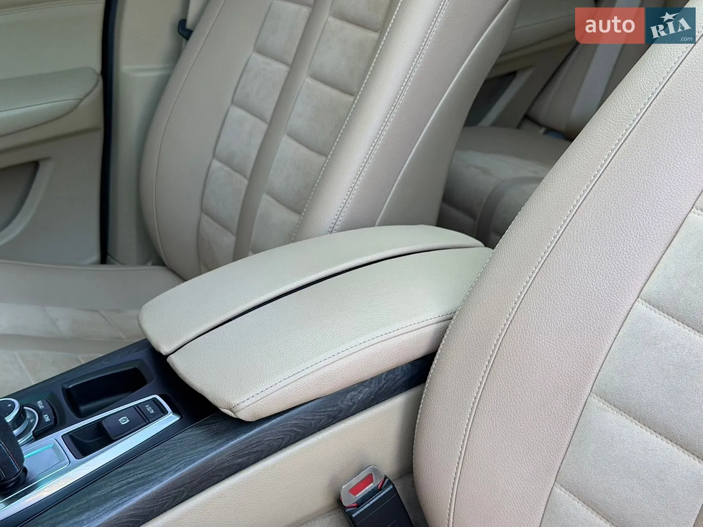 2010 BMW X5 - мініатюра 48