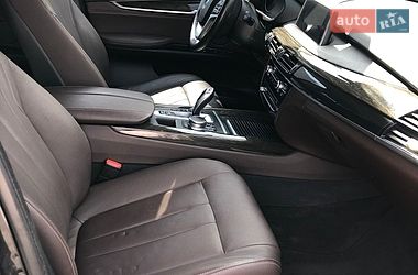 Внедорожник / Кроссовер BMW X5 2017 в Луцке