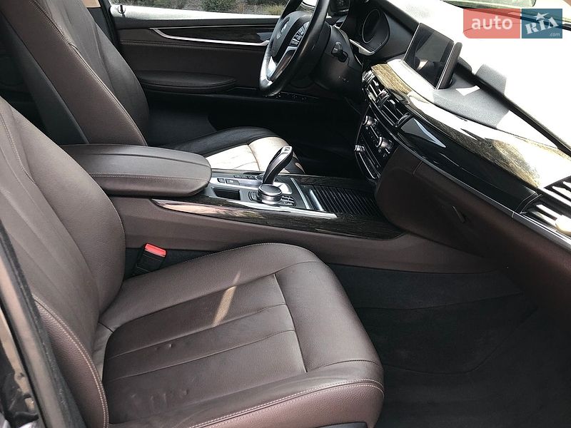 Внедорожник / Кроссовер BMW X5 2017 в Луцке