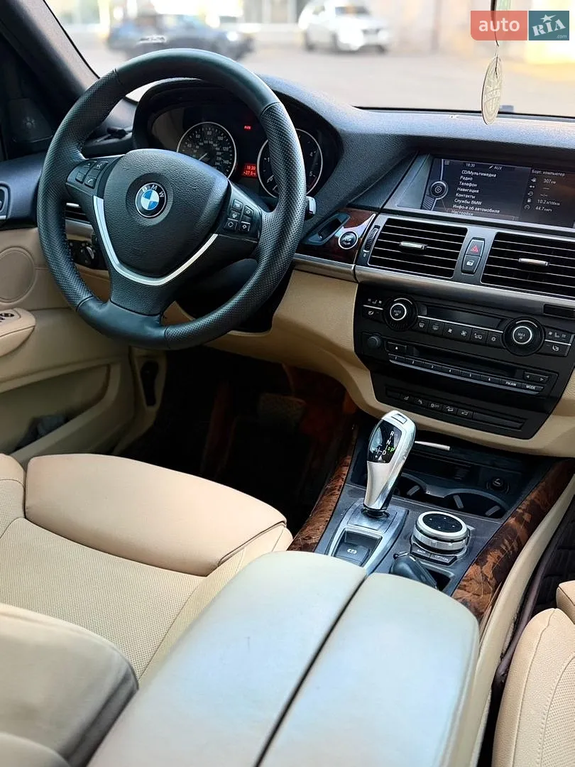 2010 BMW X5 - мініатюра 15