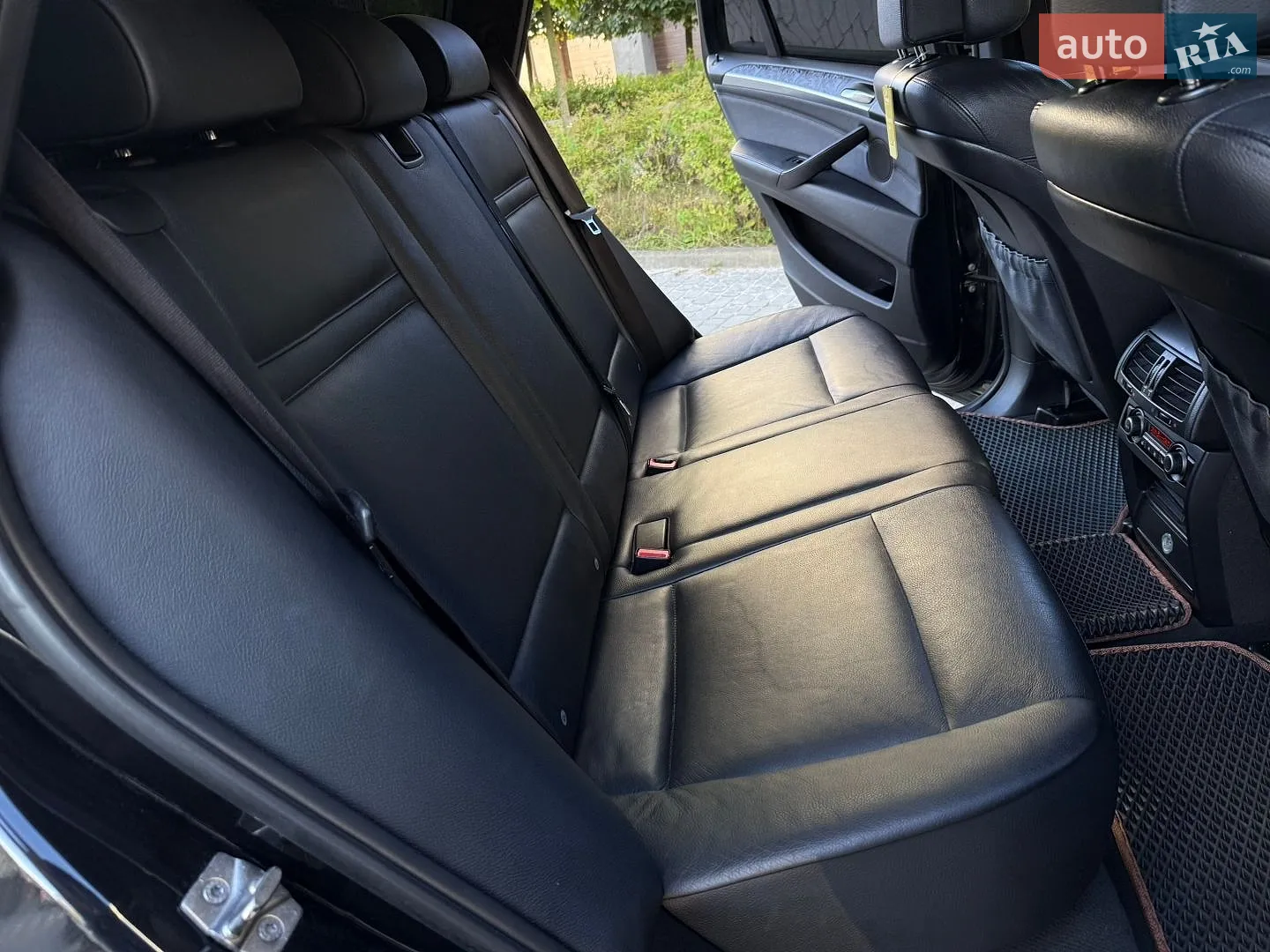 2010 BMW X5 - мініатюра 24