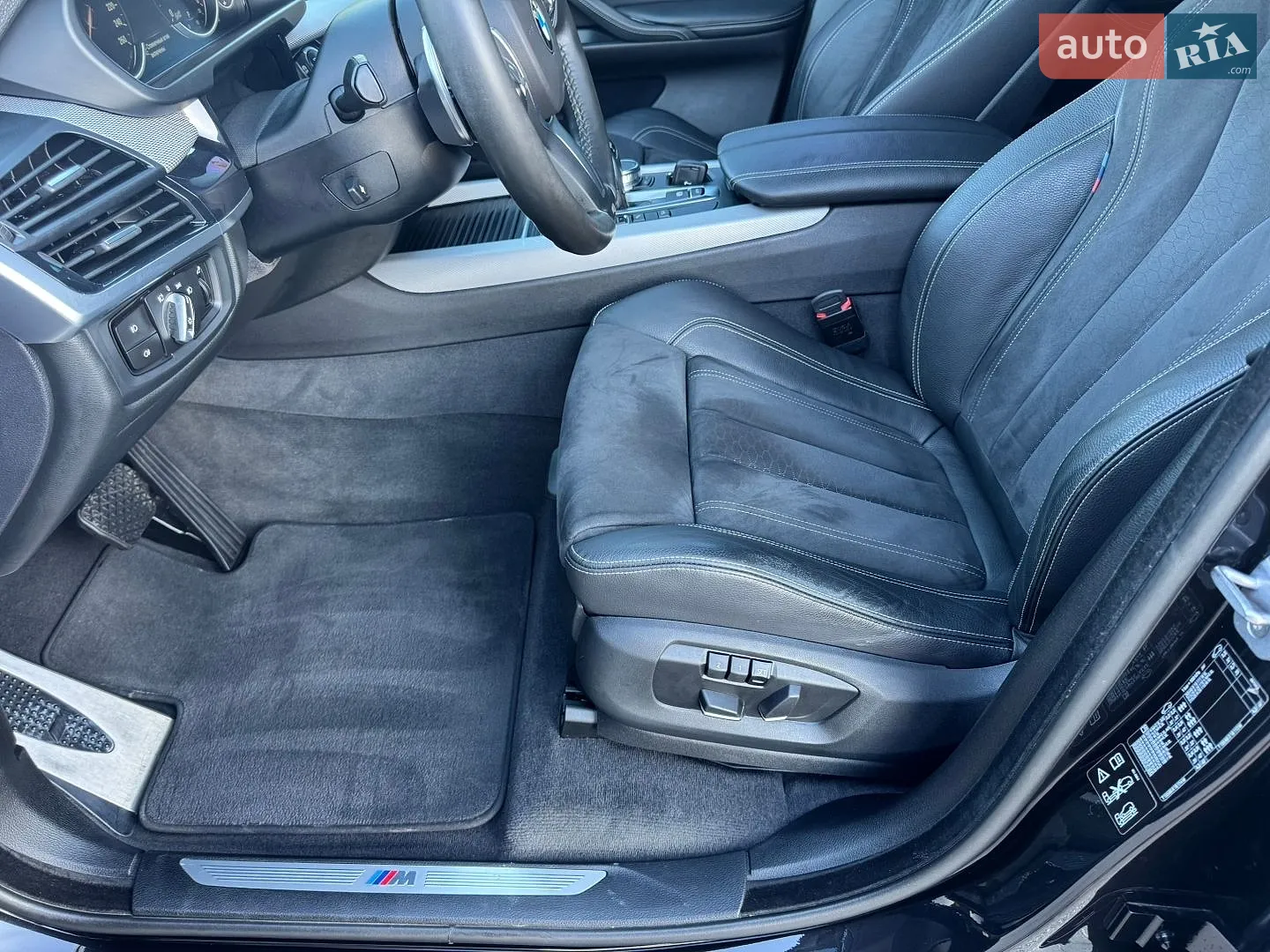 2017 BMW X5 - мініатюра 15