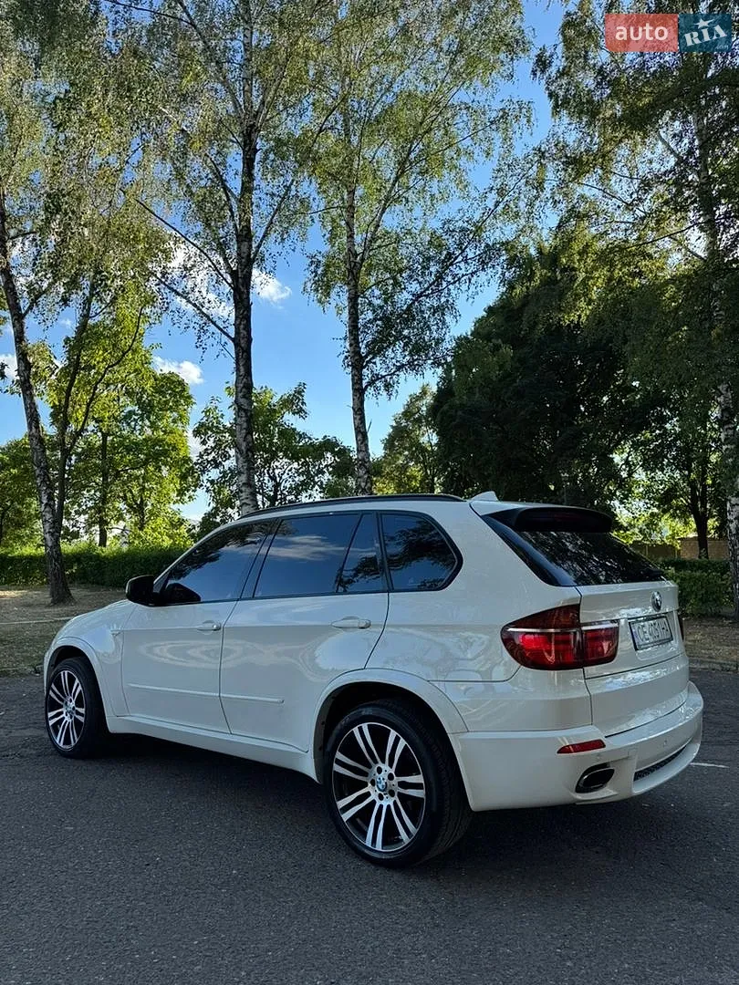 2010 BMW X5 - мініатюра 3
