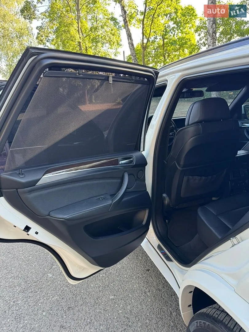 2010 BMW X5 - мініатюра 8