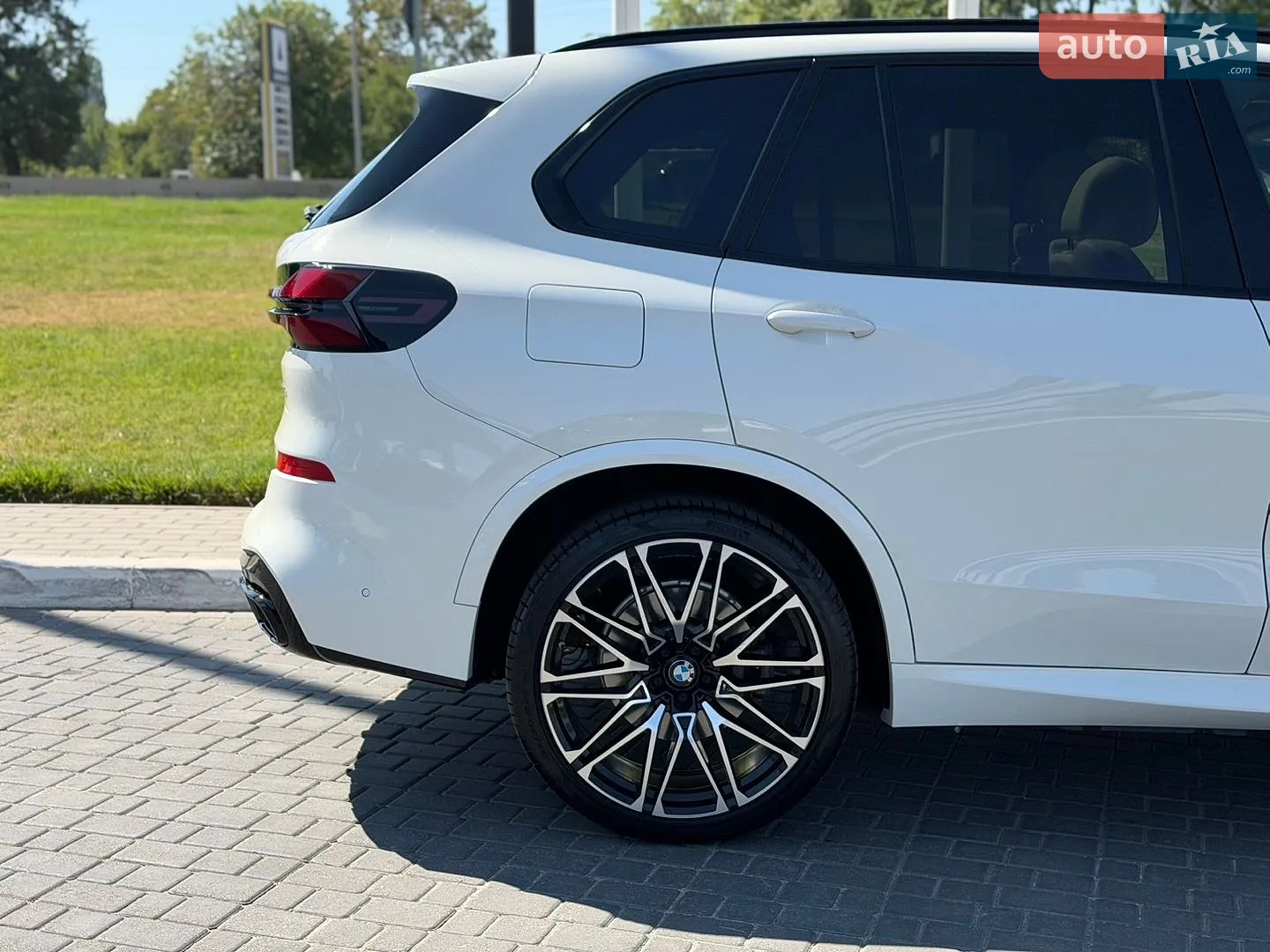 2021 BMW X5 - мініатюра 23