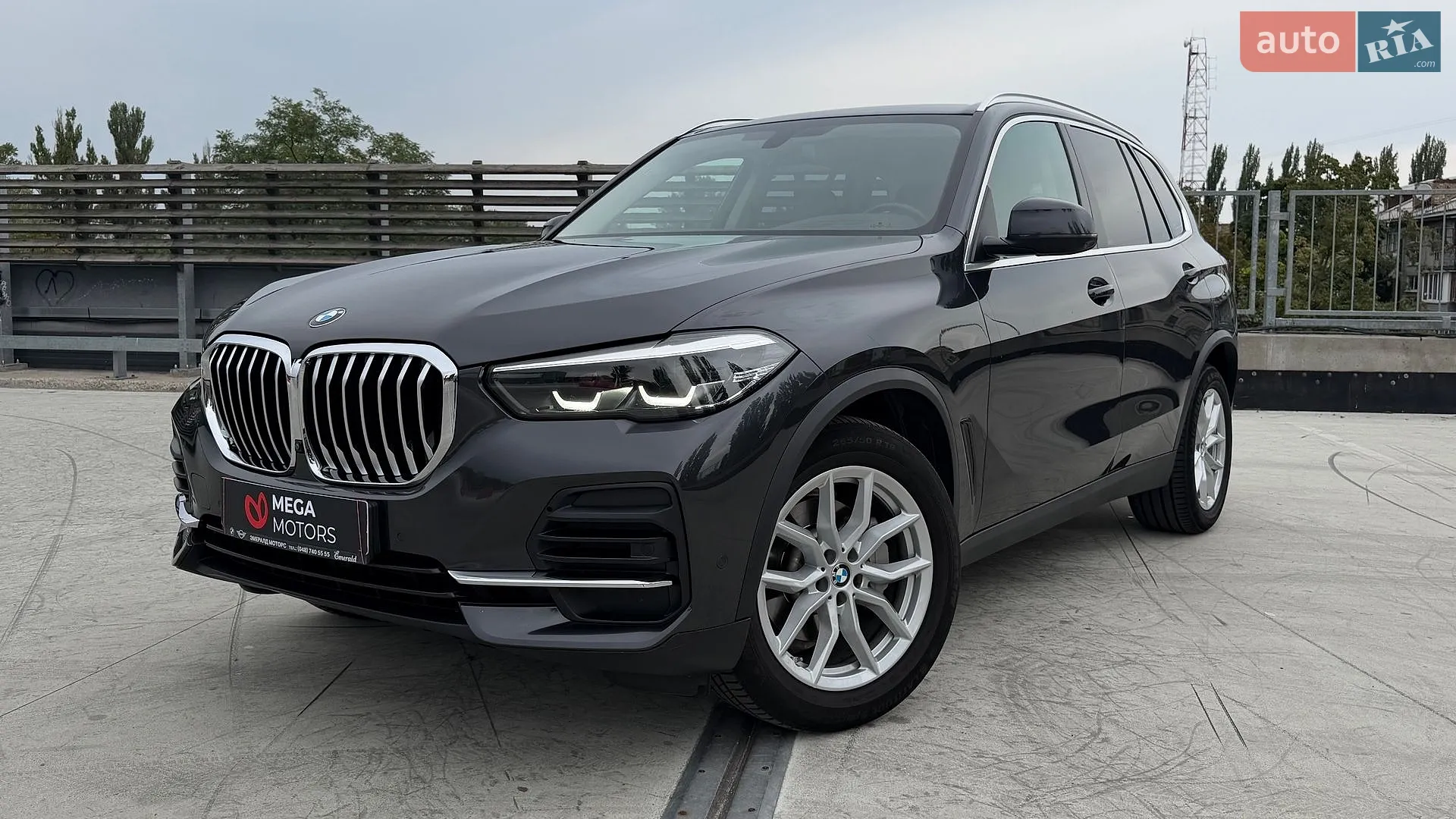 2022 BMW X5 - фото 1