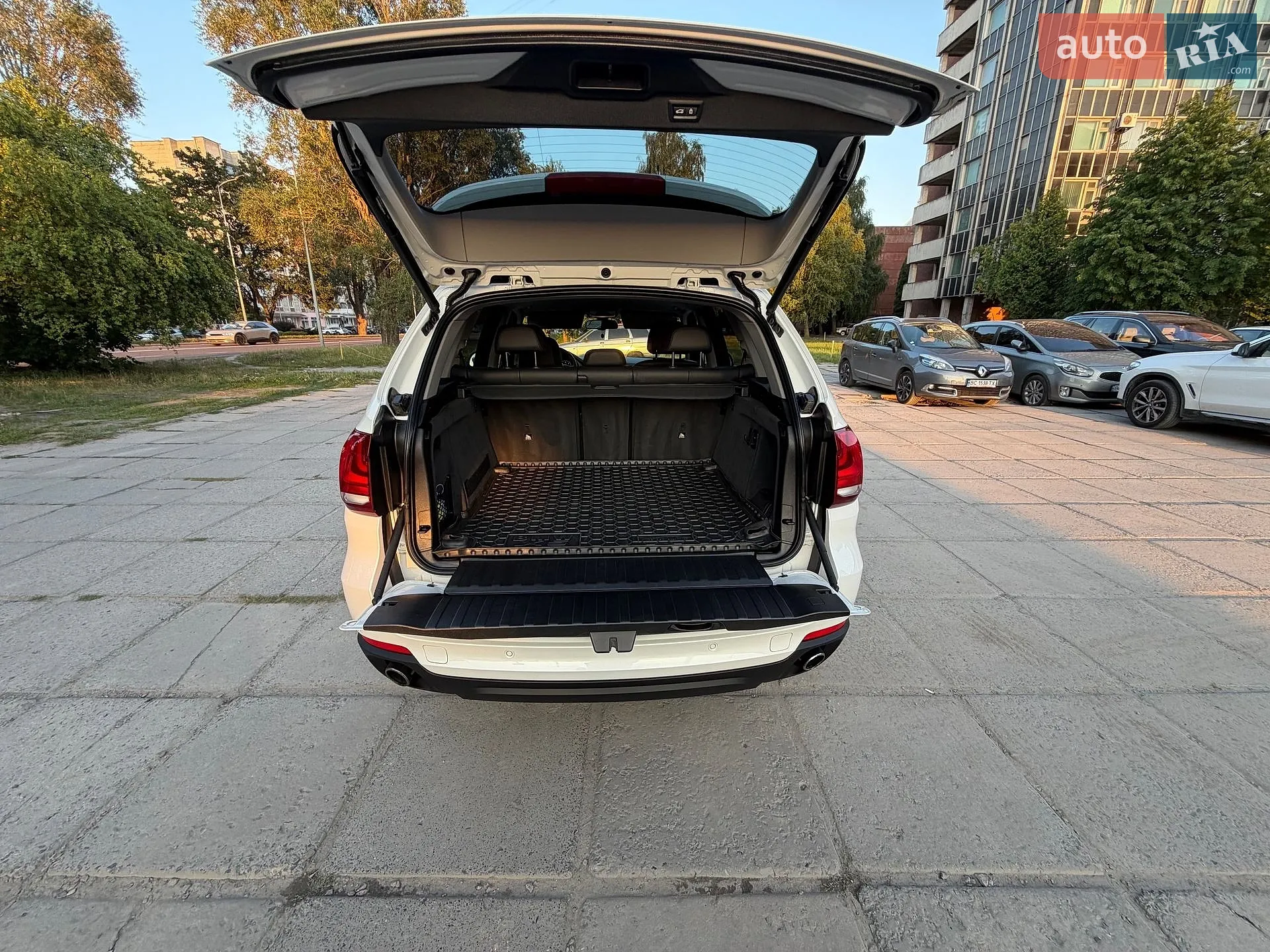 2018 BMW X5 - мініатюра 11