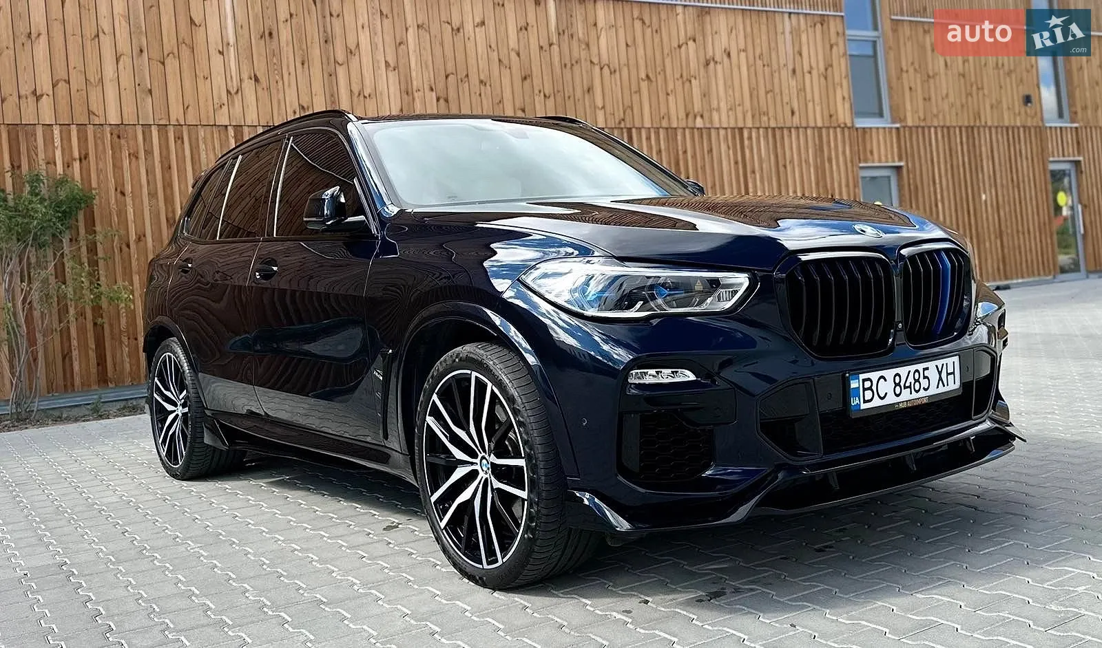 2020 BMW X5 - фото 1
