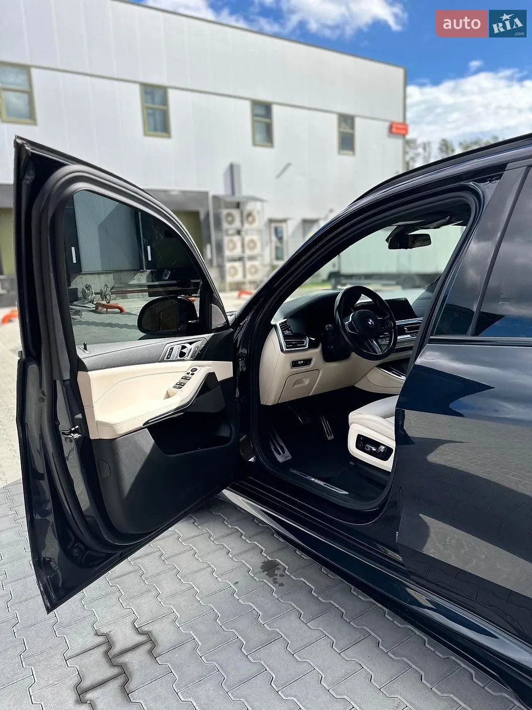 2020 BMW X5 - мініатюра 16