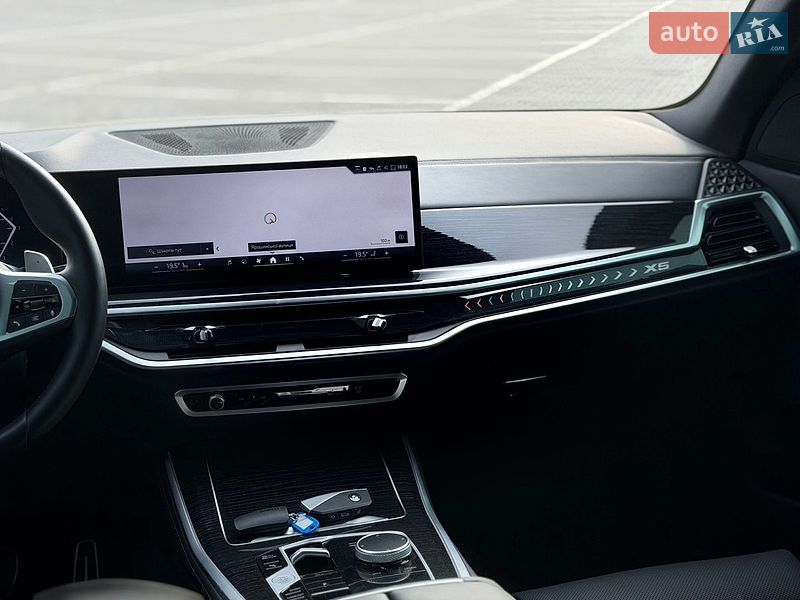 Внедорожник / Кроссовер BMW X5 2024 в Черновцах