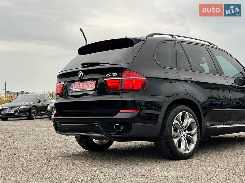Внедорожник / Кроссовер BMW X5 2011 в Ровно