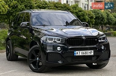 Позашляховик / Кросовер BMW X5 2014 в Івано-Франківську