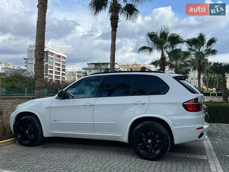 BMW X5 2011