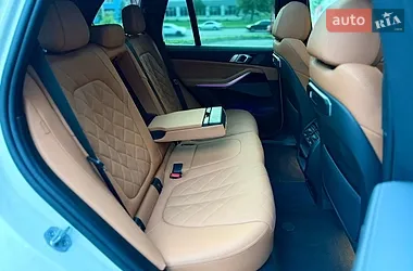BMW X5 2024