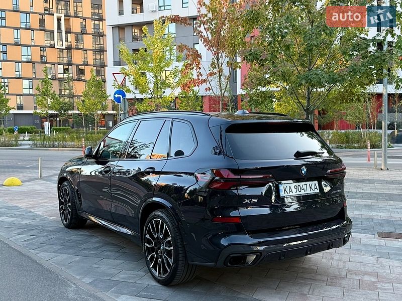 Внедорожник / Кроссовер BMW X5 2023 в Киеве