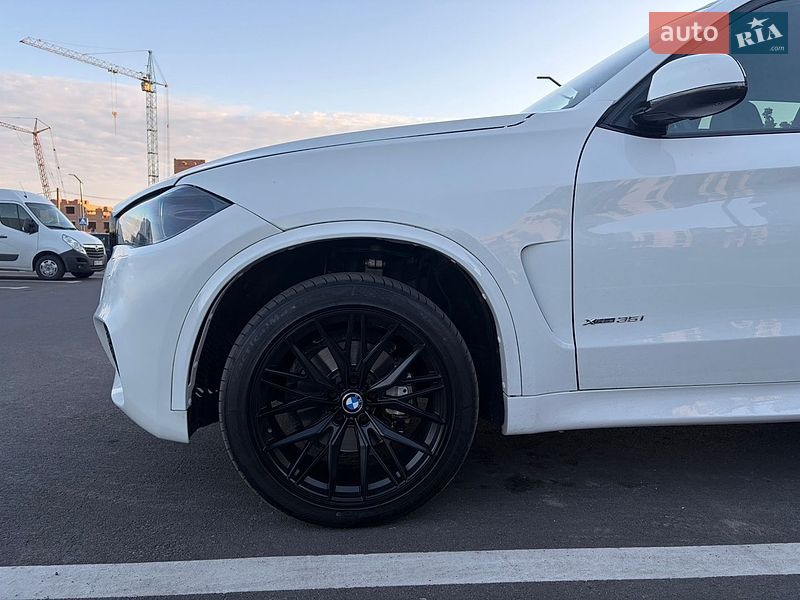 Внедорожник / Кроссовер BMW X5 2016 в Ровно